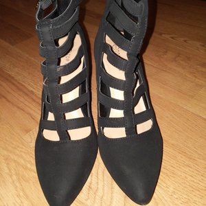 TOP Moda Black cage faux suede heels